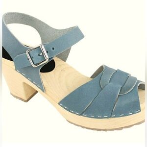 LOTTA’S from Stockholm Swedish EU 38 US 7.5 Green Leather Peep toe Clogs